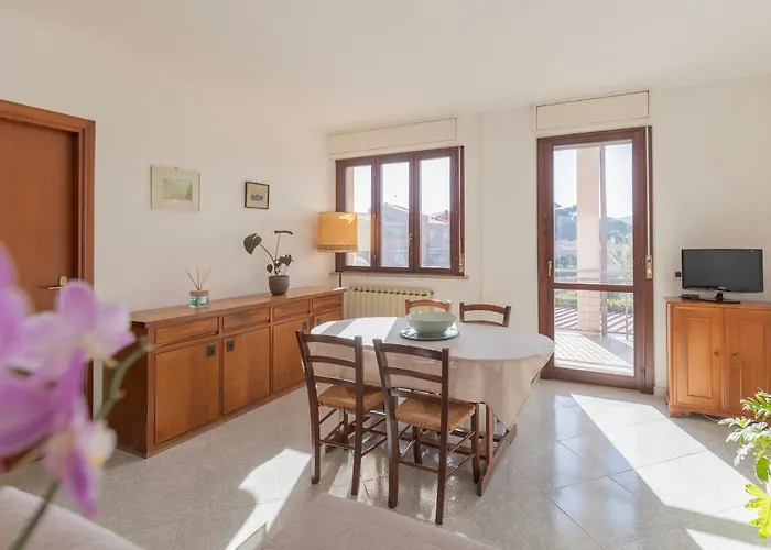 Apartment Sottobomba By Elbasummer Portoferraio